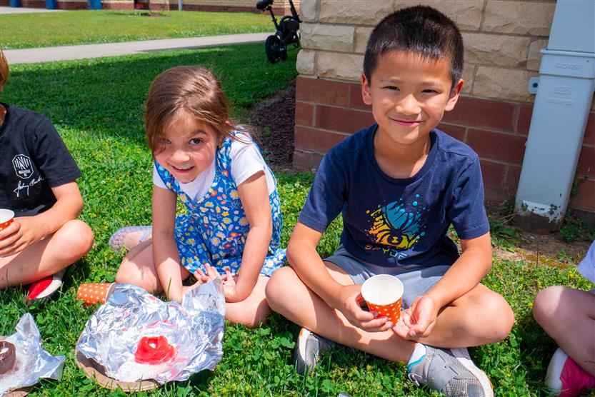 Students make volcanoes
